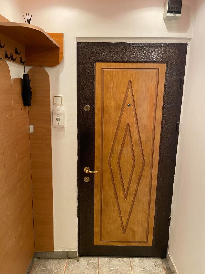 Best Home Hunedoara Luaran gambar