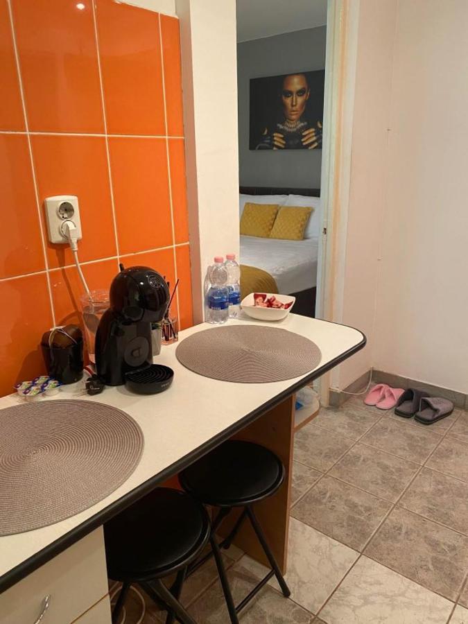 Best Home Hunedoara Luaran gambar